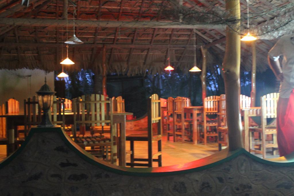 Fishermens Lodge & Restaurant Ranna Dış mekan fotoğraf