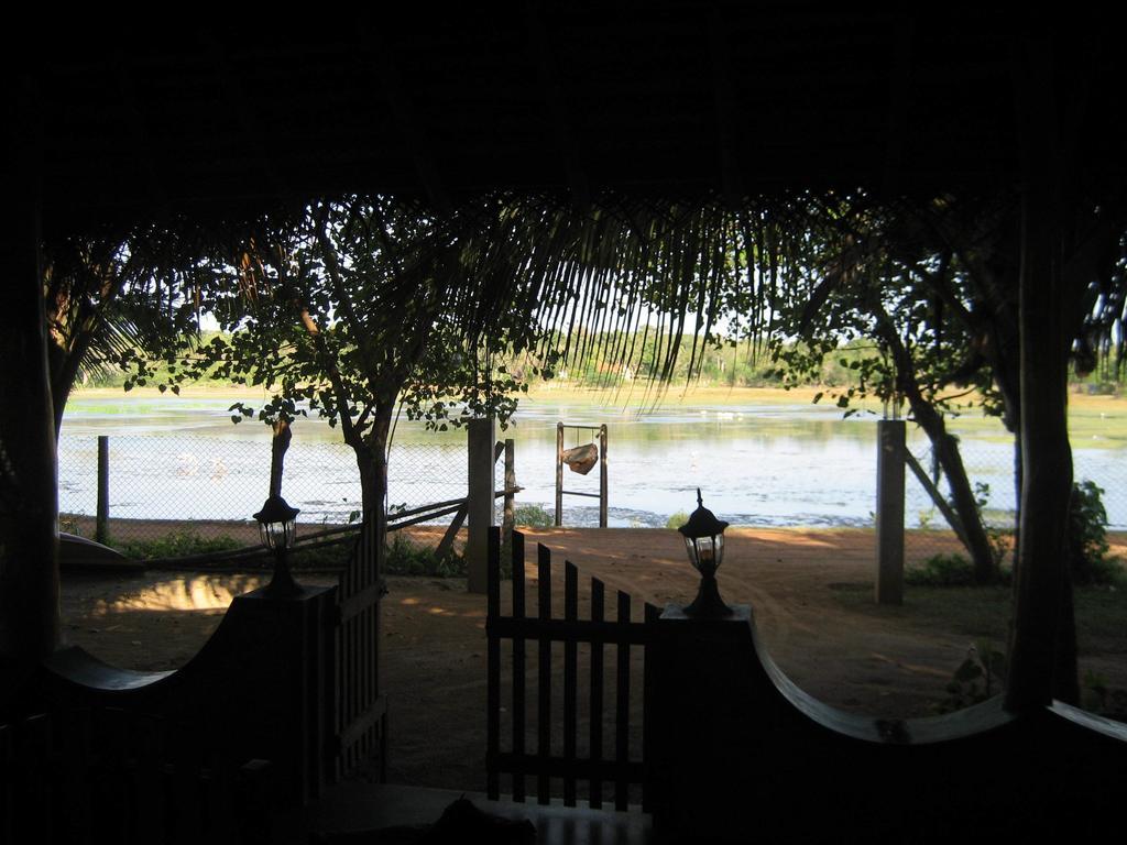 Fishermens Lodge & Restaurant Ranna Dış mekan fotoğraf